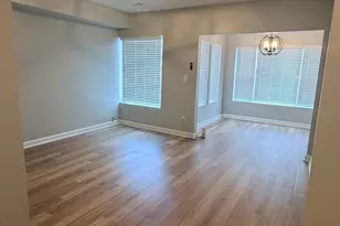 6110 S St Lawrence Ave, Chicago, IL 60637 - Photo 2