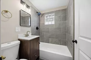 909 N Lockwood Ave, Chicago, IL 60651 - Photo 28