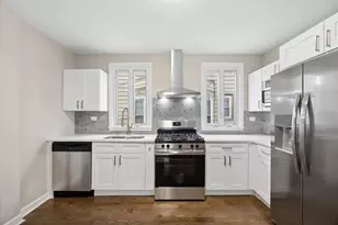 909 N Lockwood Ave, Chicago, IL 60651 - Photo 14