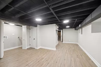 909 N Lockwood Avenue, Chicago, IL 60651 - Photo 32