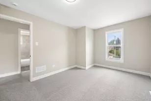 909 N Lockwood Ave, Chicago, IL 60651 - Photo 24