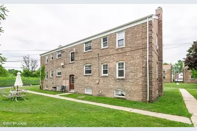 4232 W Nelson Street #1, Chicago, IL 60641 - Photo 1