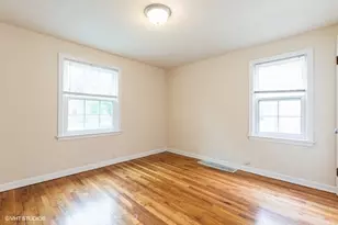 4232 W Nelson St, Chicago, IL 60641 - Photo 6