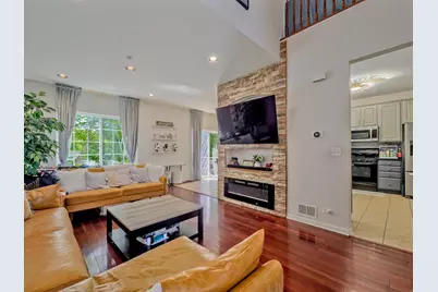 6051 Canterbury Lane, Hoffman Estates, IL 60192 - Photo 8