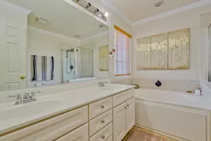 6051 Canterbury Ln, Hoffman Estates, IL 60192 - Photo 18