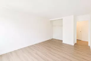 1139 Leavitt Ave, Flossmoor, IL 60422 - Photo 6