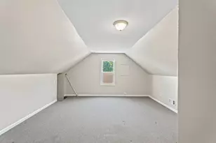 4610 W 97th Pl, Oak Lawn, IL 60453 - Photo 10