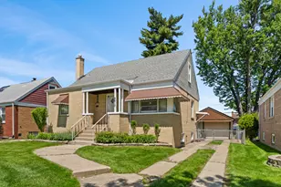 4610 W 97th Pl, Oak Lawn, IL 60453 - Photo 2