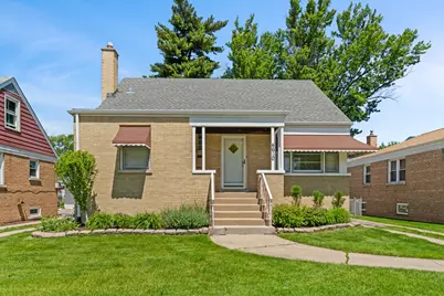 4610 W 97th Place, Oak Lawn, IL 60453 - Photo 1