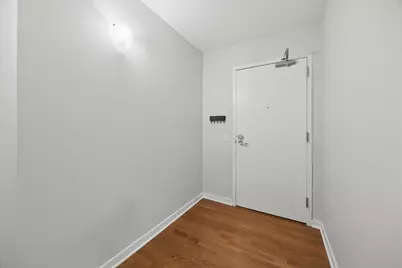 873 N Larrabee Street #312, Chicago, IL 60610 - Photo 2
