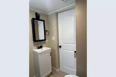 2608 W 97th Street, Evergreen Park, IL 60805 - Photo 20