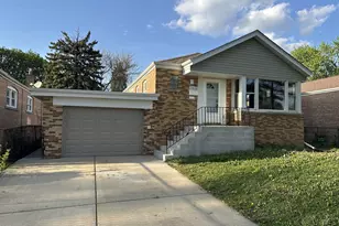 2608 W 97th St, Evergreen Park, IL 60805 - Photo 1