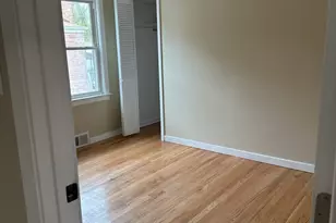 2608 W 97th St, Evergreen Park, IL 60805 - Photo 10