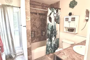 206 S Hawthorne Ave, Granville, IL 61326 - Photo 26