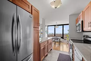 5445 N Sheridan Rd, Chicago, IL 60640 - Photo 14