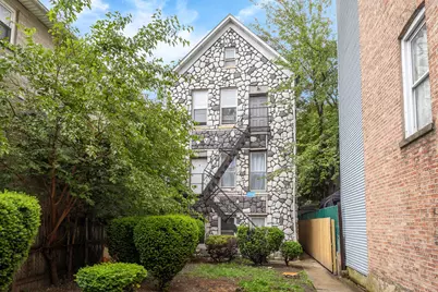 2243 S Sawyer Avenue, Chicago, IL 60623 - Photo 4