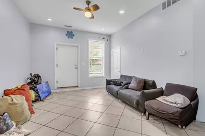 2243 S Sawyer Avenue, Chicago, IL 60623 - Photo 30