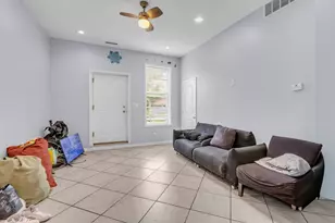 2243 S Sawyer Ave, Chicago, IL 60623 - Photo 30