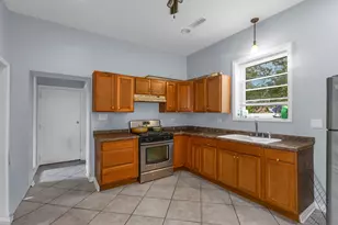 2243 S Sawyer Ave, Chicago, IL 60623 - Photo 18