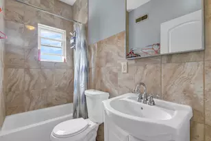 2243 S Sawyer Ave, Chicago, IL 60623 - Photo 22