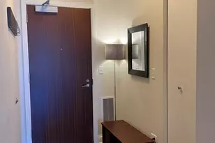 130 N Garland Ct, Chicago, IL 60603 - Photo 2