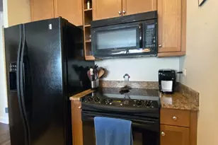 130 N Garland Ct, Chicago, IL 60603 - Photo 10