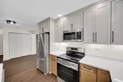 240 Marion Street #10, Manhattan, IL 60442 - Photo 10