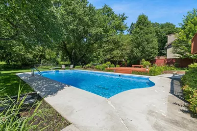 2244 Country Knoll Lane, Elgin, IL 60123 - Photo 28