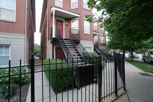 1103 N Crosby St, Chicago, IL 60610 - Photo 1