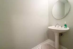 1103 N Crosby St, Chicago, IL 60610 - Photo 8