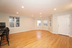 1103 N Crosby St, Chicago, IL 60610 - Photo 4