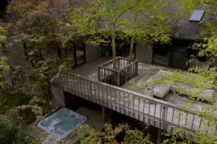 106 Oak Ridge Dr, Burr Ridge, IL 60527 - Photo 2