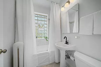 1200 W Sherwin Avenue #2K, Chicago, IL 60626 - Photo 40