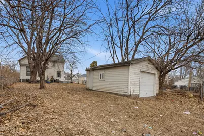 1941 Dixwell Street, Davenport, IA 52802 - Photo 16