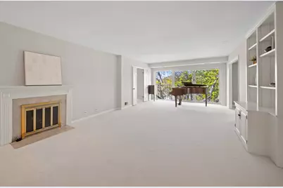 680 Green Bay Road #306, Winnetka, IL 60093 - Photo 6