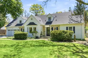 355 Oakdale Ave, Lake Forest, IL 60045 - Photo 2