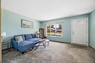 120 Olympic Dr, Bolingbrook, IL 60440 - Photo 2