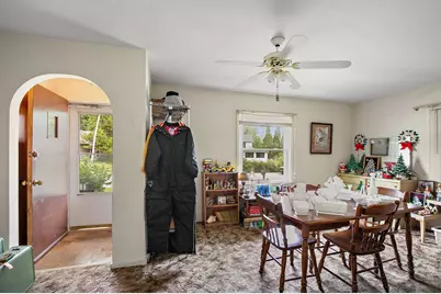 209 Beach Drive, Algonquin, IL 60102 - Photo 2