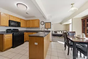 604 Roosevelt Dr, Oswego, IL 60543 - Photo 16