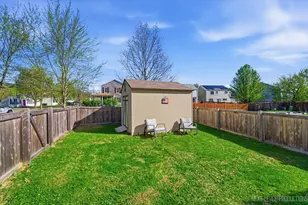 604 Roosevelt Dr, Oswego, IL 60543 - Photo 28