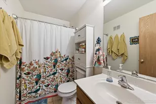 604 Roosevelt Dr, Oswego, IL 60543 - Photo 20