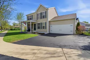 604 Roosevelt Dr, Oswego, IL 60543 - Photo 2