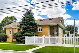 9100 Sheridan Ave, Brookfield, IL 60513 - Photo 2
