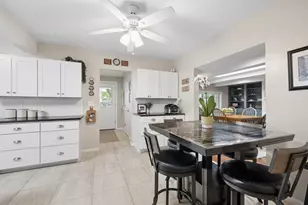719 S Water St, Wilmington, IL 60481 - Photo 4