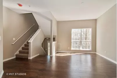 1325 Chestnut Lane, Yorkville, IL 60560 - Photo 2