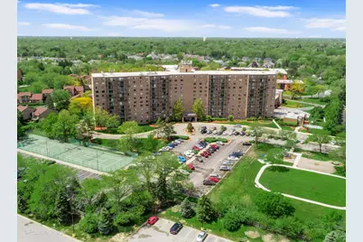 6340 Americana Drive #216, Willowbrook, IL 60527 - Photo 2