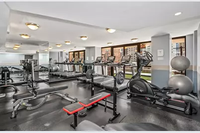33 W Delaware Place #22J, Chicago, IL 60610 - Photo 14