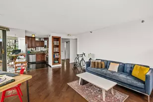 33 W Delaware Pl, Chicago, IL 60610 - Photo 4