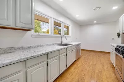 3256 Otto Street, Lansing, IL 60438 - Photo 8