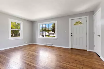 3107 Barrington Place, Rockford, IL 61107 - Photo 2